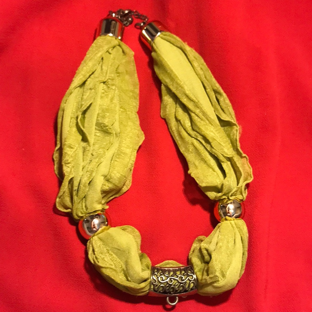 Stylish necklace!